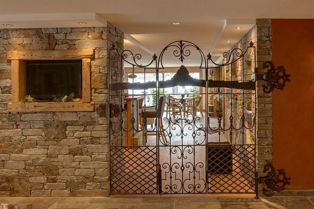 Matterhorn Boutique & 4*