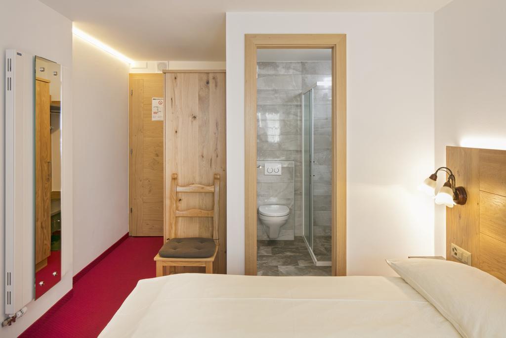 Guest house Annex Antika 2*
