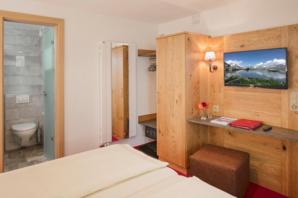 Guest house Annex Antika 2*