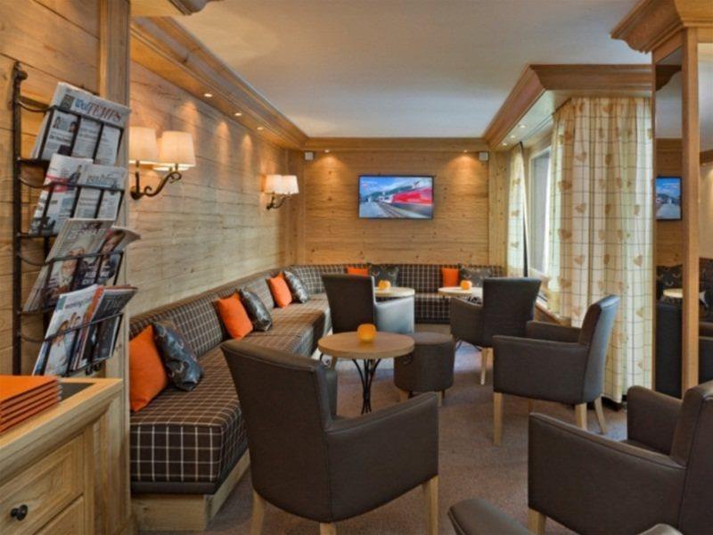Hotel Holiday