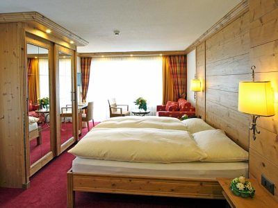 Hotel Holiday 3*