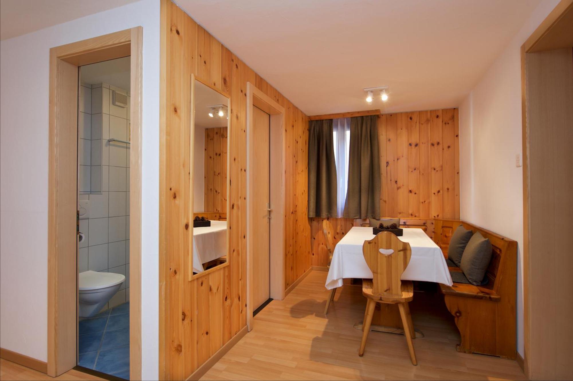 Felderhof Apartment *