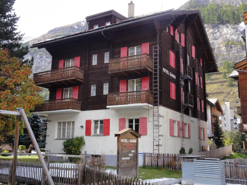 Cima Hotel