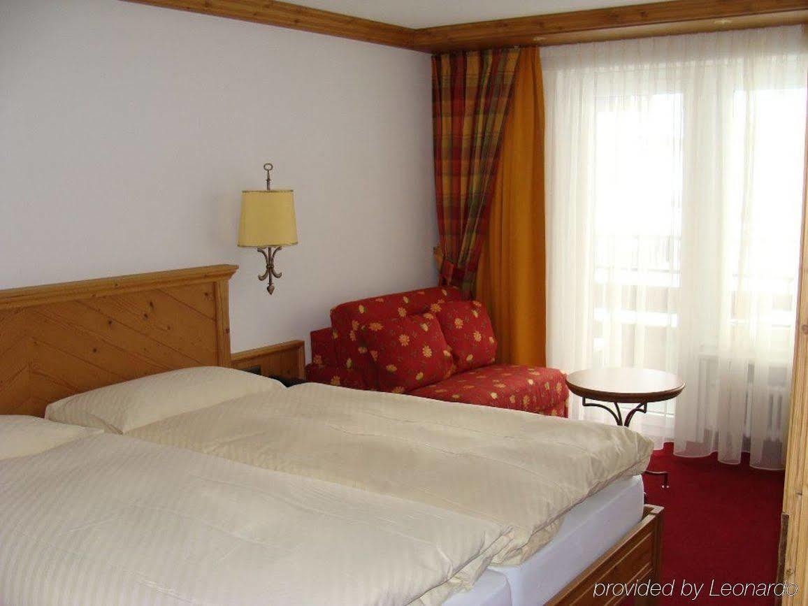 Hotel Holiday Hotel