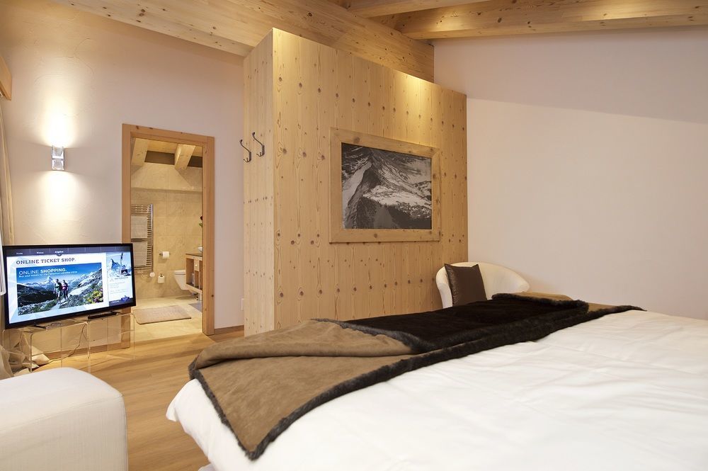 Hotel Matterhorn Boutique & 4*