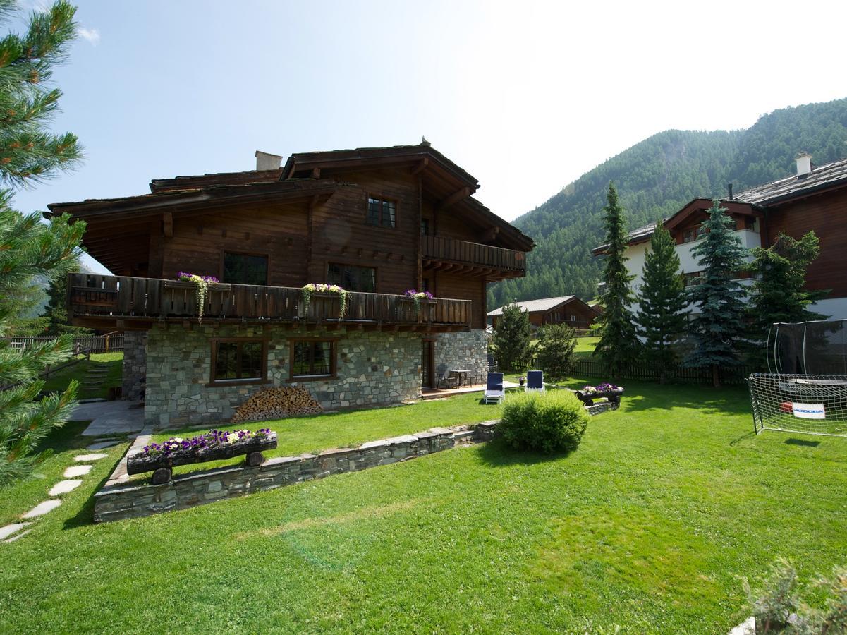 Huwi Chalet