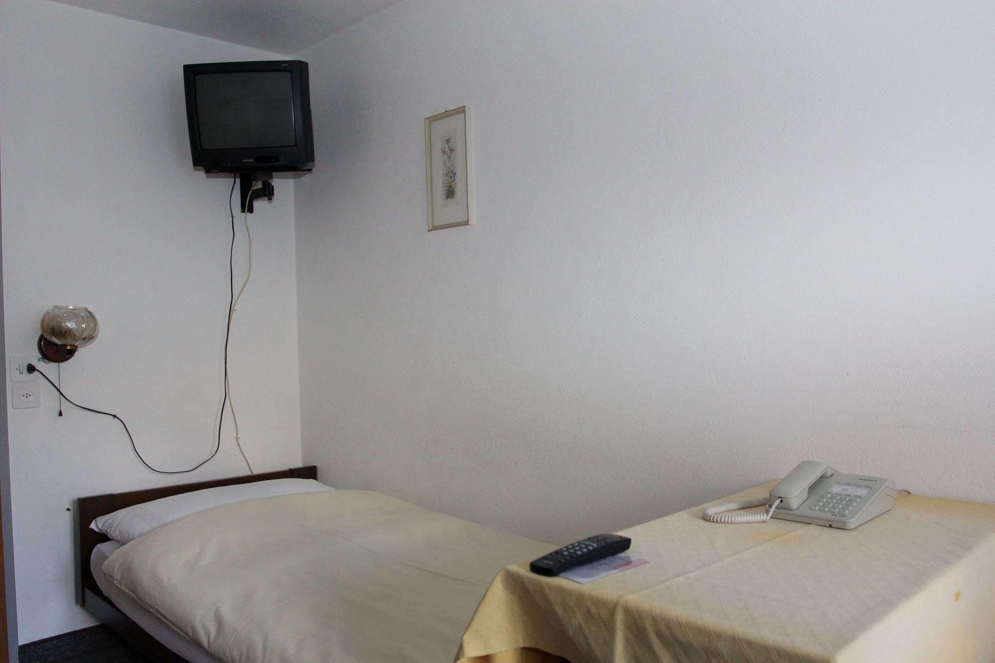 Alfa Hotel