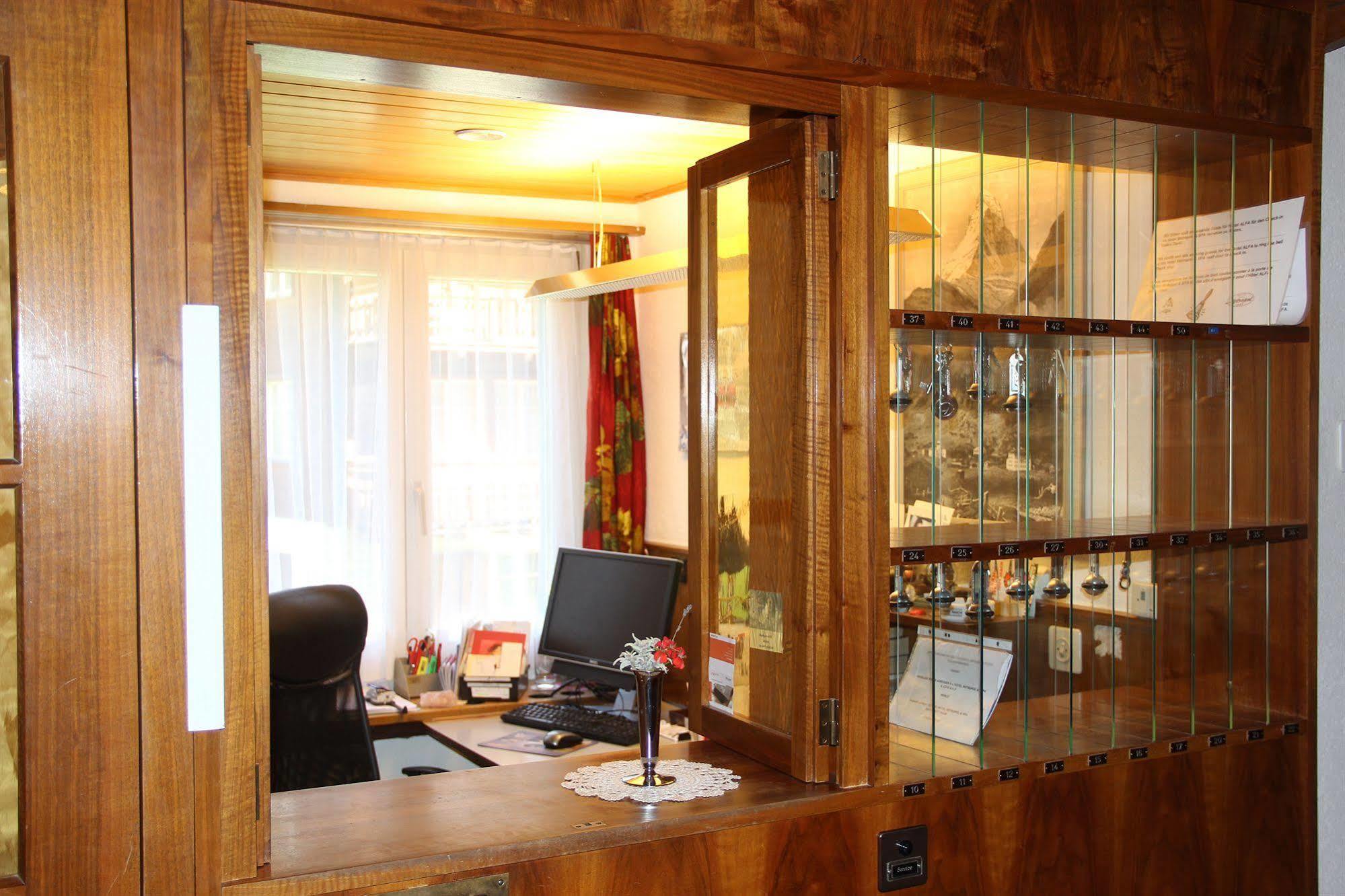 Hotel Alfa