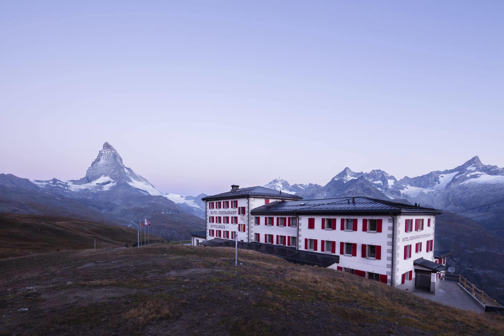 Hotel Riffelhaus 1853 4*