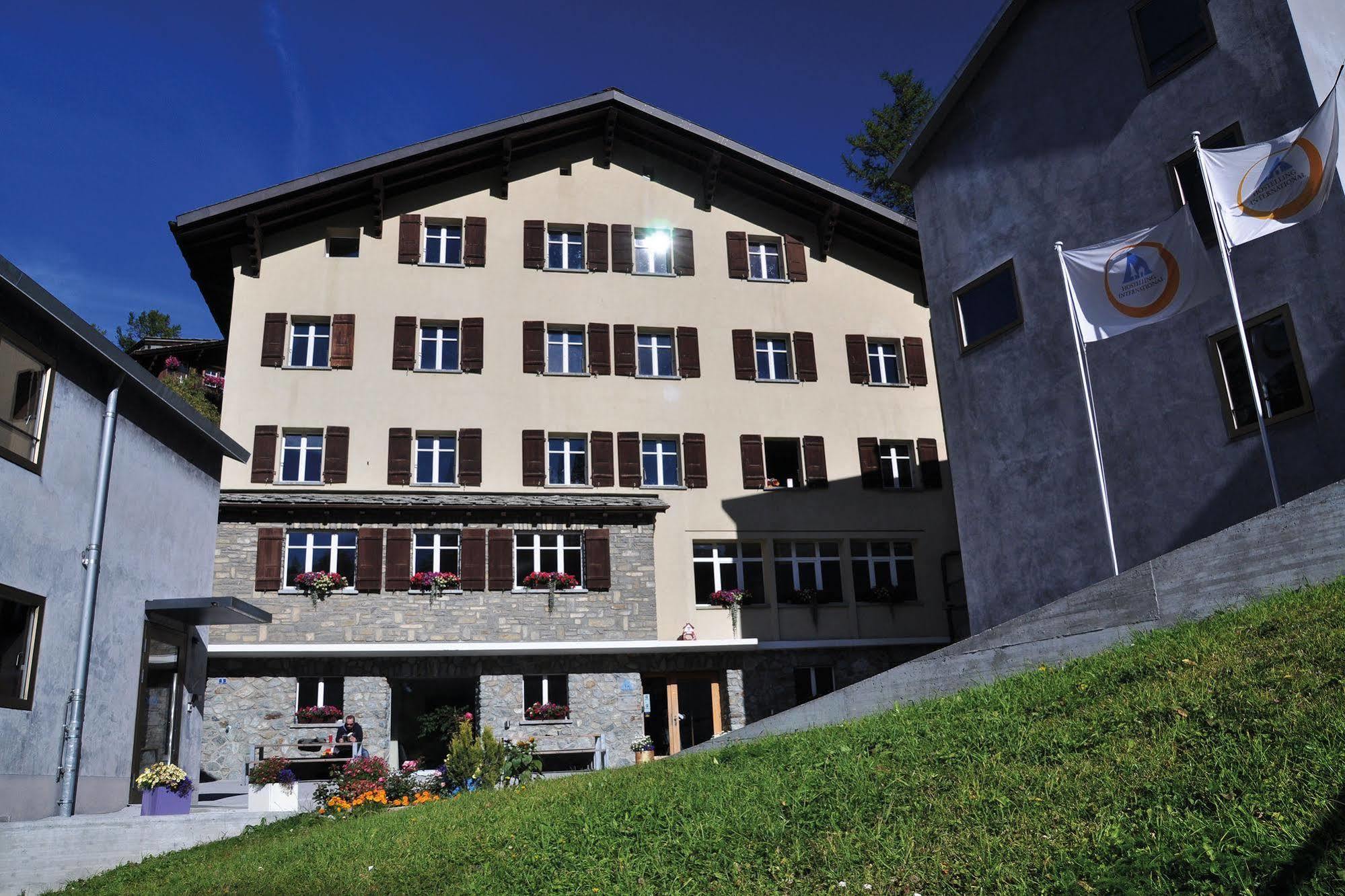 Hostel Youth