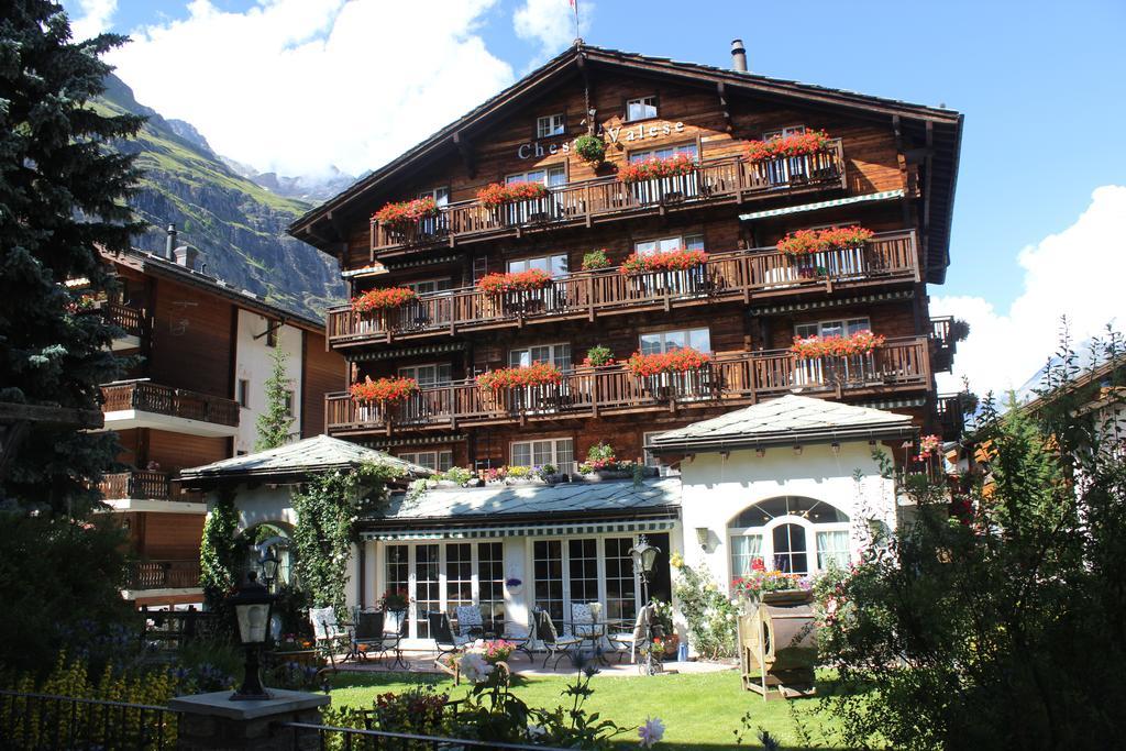 Chesa Valese Hotel