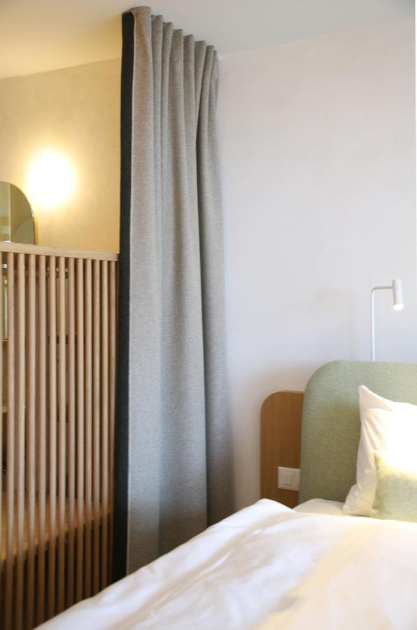 Carina Hotel 3*